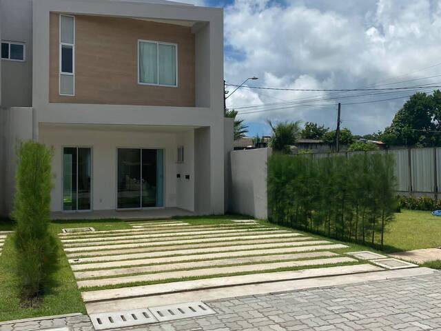 #CD004 - Casa para Venda em Eusébio - CE