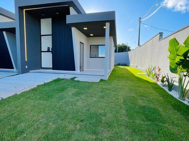 Casa em Rua Privativa para Venda em Eusébio - 4