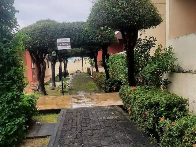 Apartamento para Venda em Fortaleza - 2