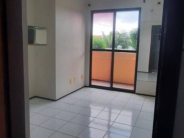 Apartamento para Venda em Fortaleza - 5